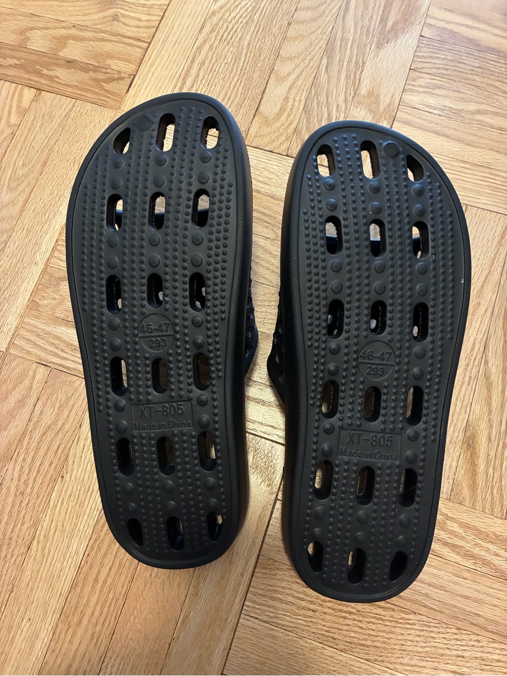 NWOT! Black Men’s Ventilated Slide Sandals - Picture 3 of 3